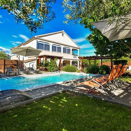 Villa Kuca Za Odmor Lukic à Donje Rastane Extérieur photo