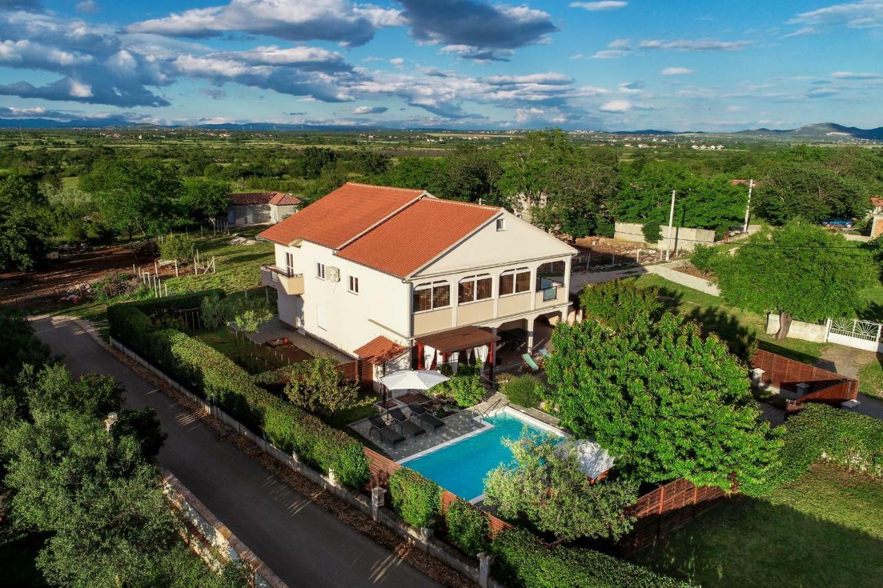 Villa Kuca Za Odmor Lukic à Donje Rastane Extérieur photo