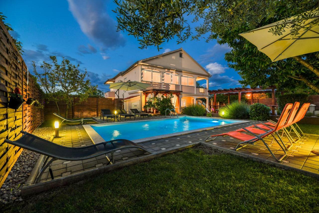 Villa Kuca Za Odmor Lukic à Donje Rastane Extérieur photo