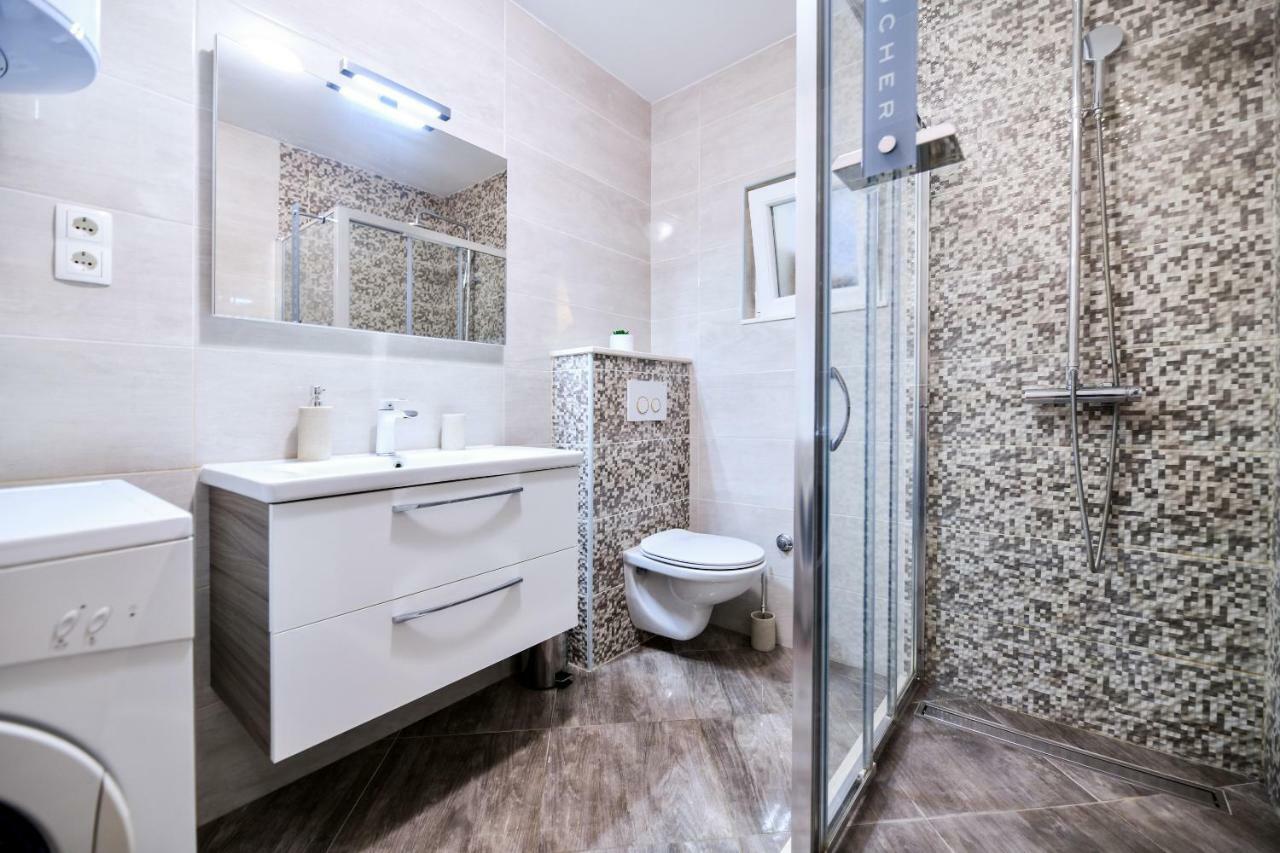 Villa Kuca Za Odmor Lukic à Donje Rastane Extérieur photo