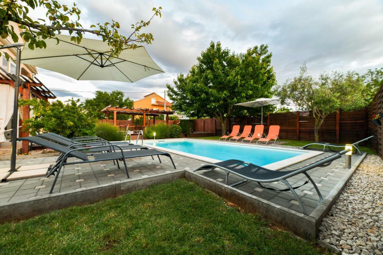 Villa Kuca Za Odmor Lukic à Donje Rastane Extérieur photo