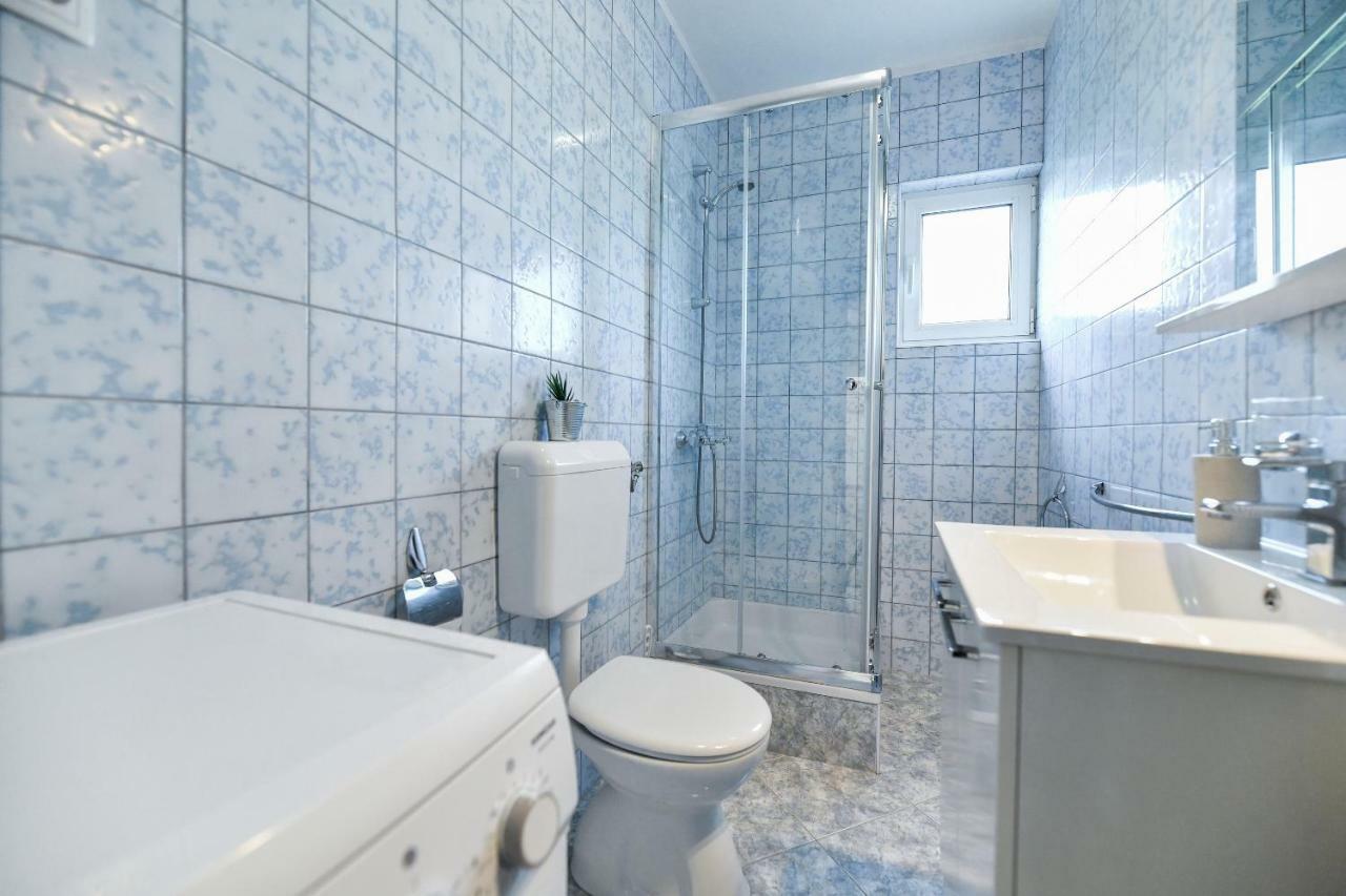 Villa Kuca Za Odmor Lukic à Donje Rastane Extérieur photo